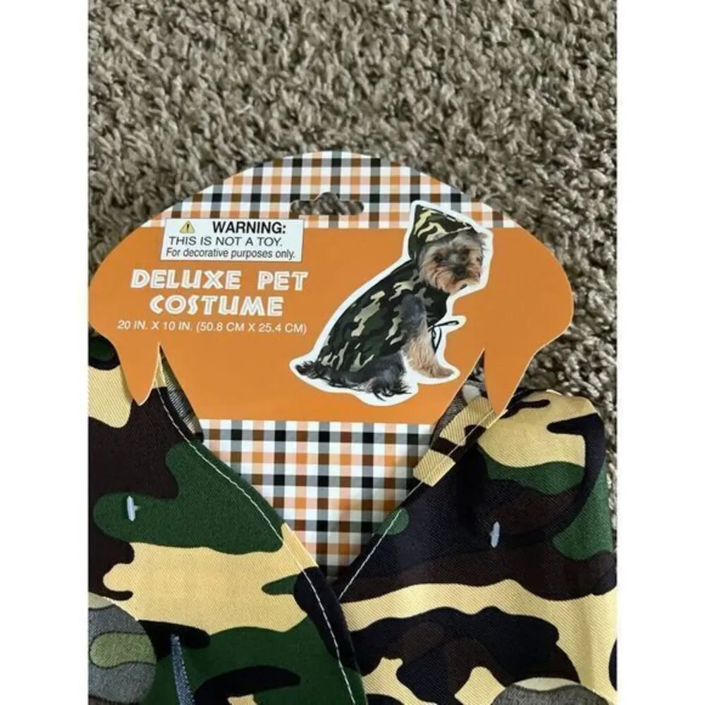 NWT‎ Camo dog coat